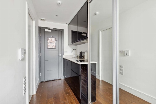 Golden Square image 6